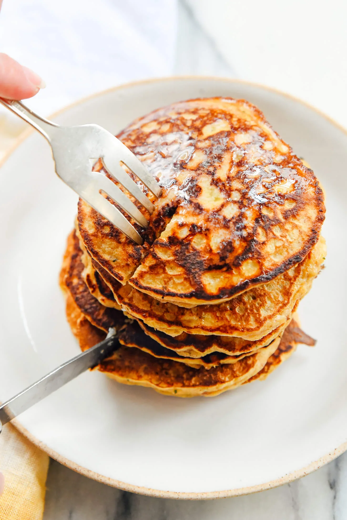 Easy 3-Ingredient Banana Pancakes