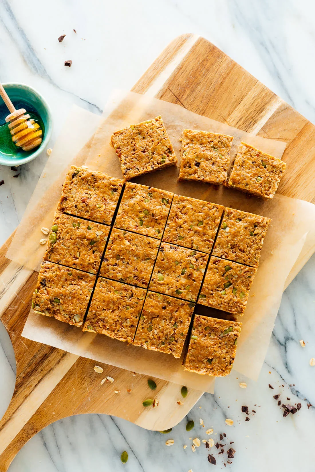 Easy No-Bake Granola Bars (Healthy & GF)