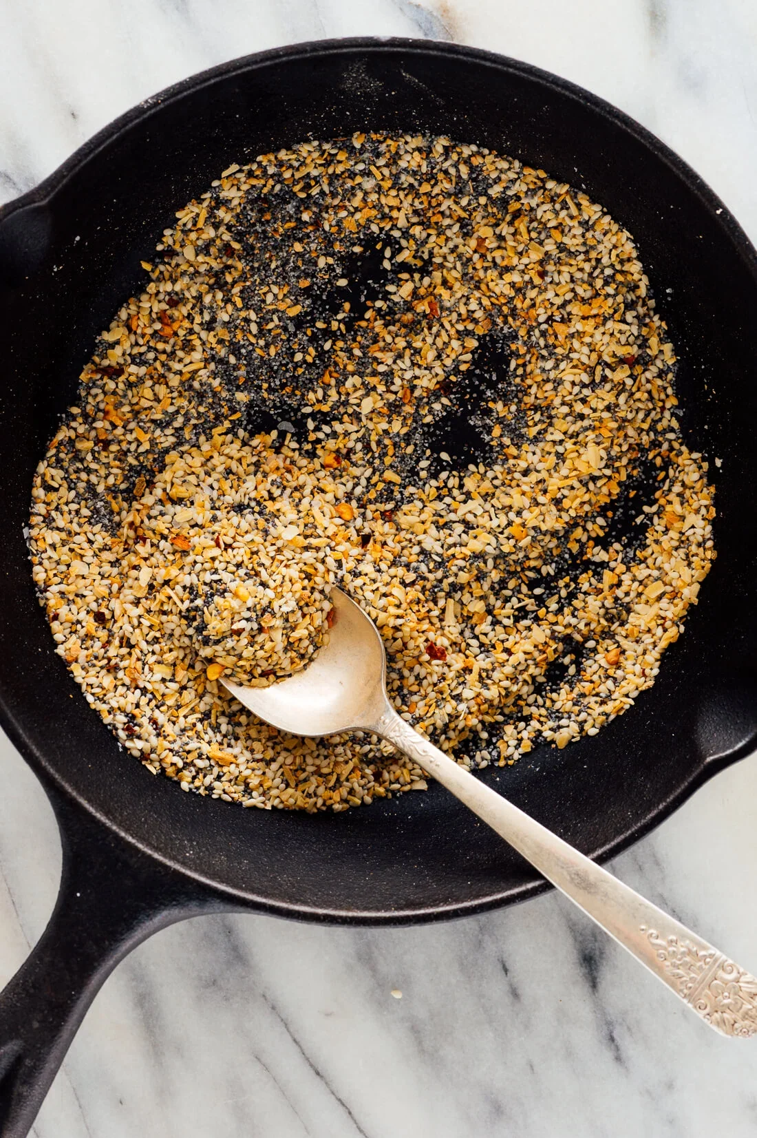 Homemade Toasted Everything Bagel Seasoning