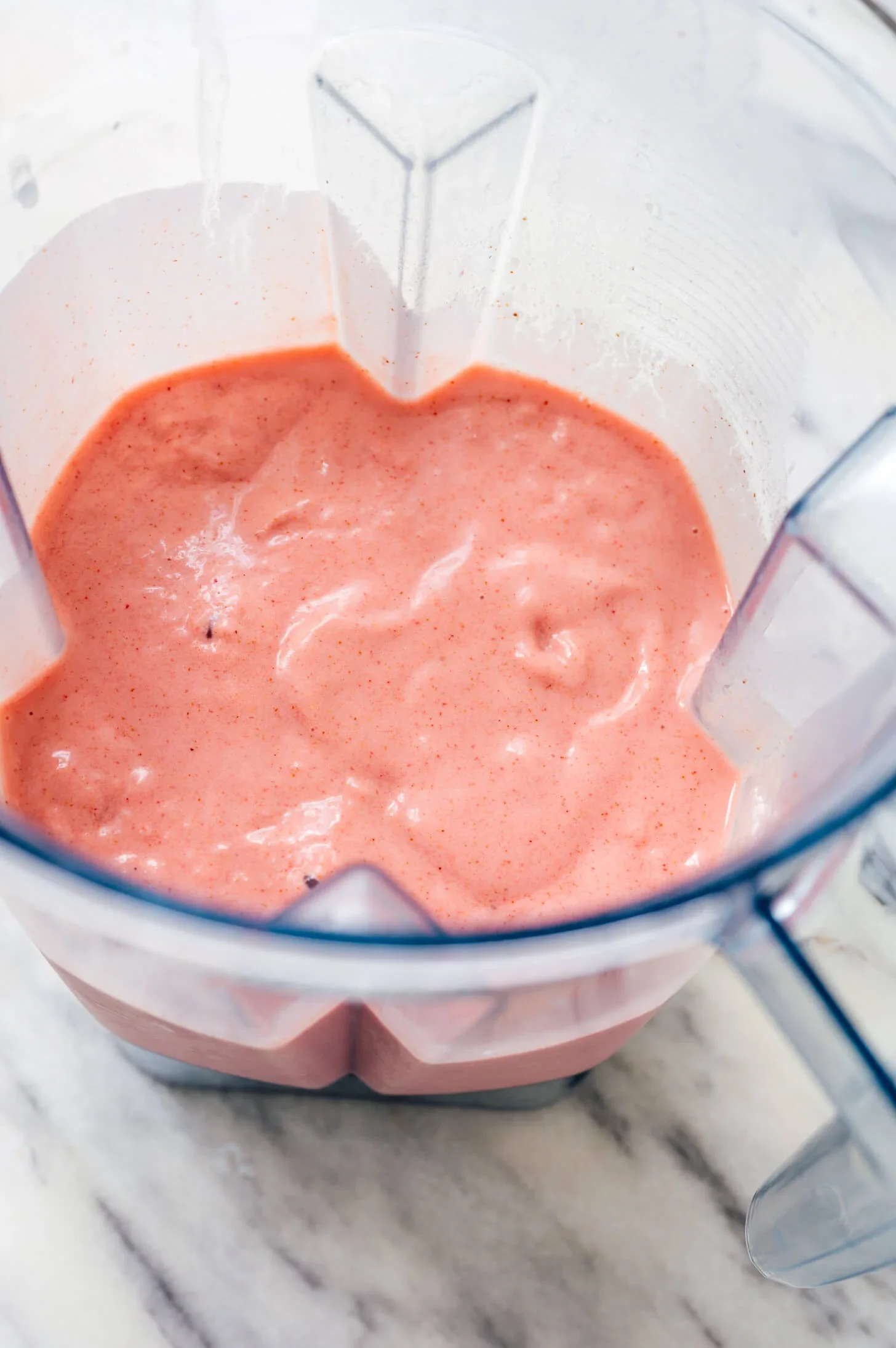 Creamy 4-Ingredient Strawberry Banana Smoothie — step 4